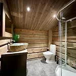 بيت للعطل New Log With Sauna, Waxing Shed & Bench At Sjusjøen
