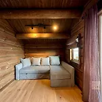 New Log With Sauna, Waxing Shed & Bench At