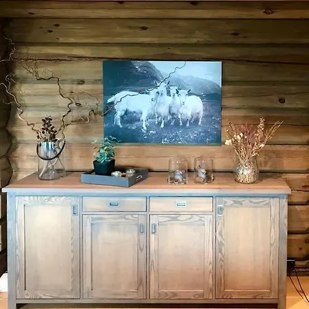 New Log With Sauna, Waxing Shed & Bench At *