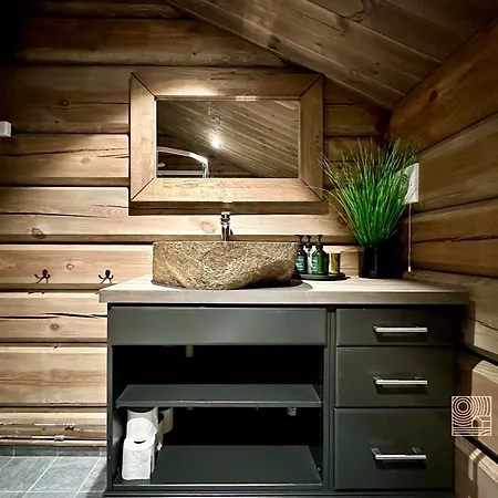 New Log With Sauna, Waxing Shed & Bench At *