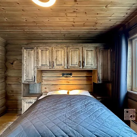 New Log With Sauna, Waxing Shed & Bench At 펜션 *