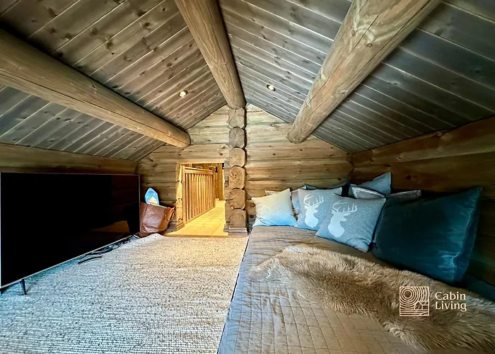 New Log With Sauna, Waxing Shed & Bench At Feriehus